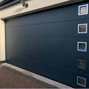 Efficient Automatic Garage Door for Big Spaces