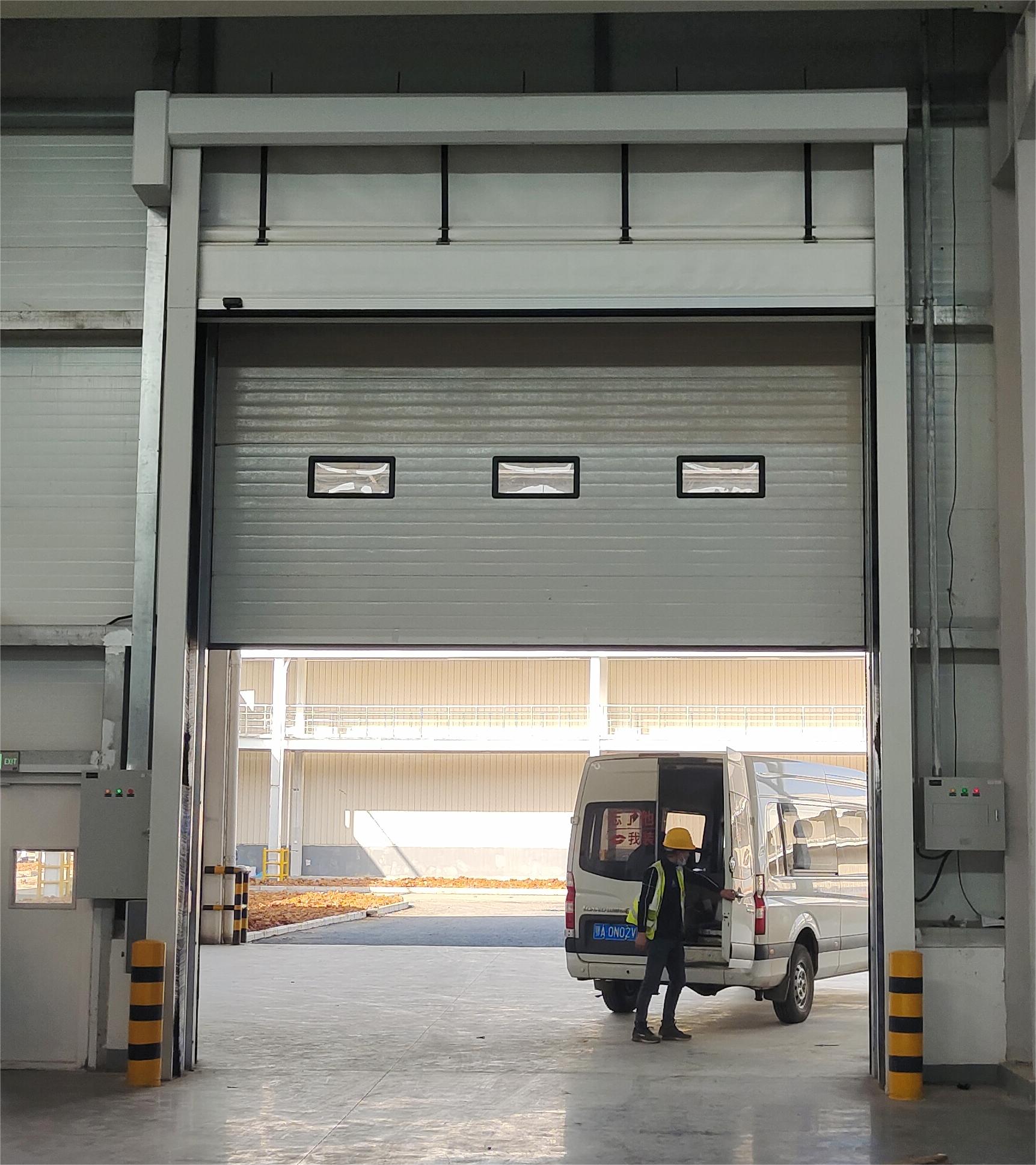 what is the best blind for a sliding door