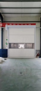 puerta de garaje de línea de acero
