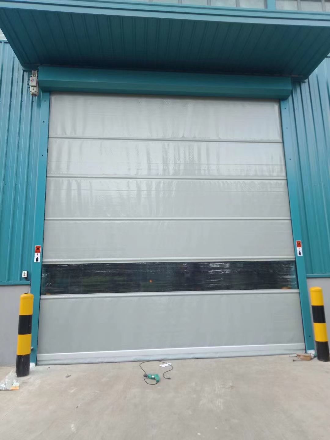 The important role and wide application of industrial sliding doors in the field of medicine and health