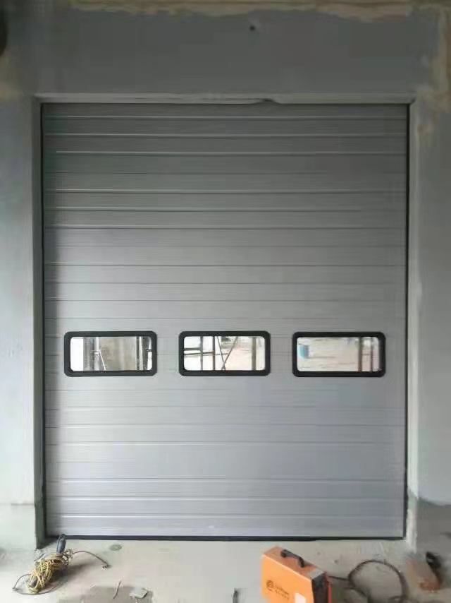 Are tracks for sliding door screeens sold separently