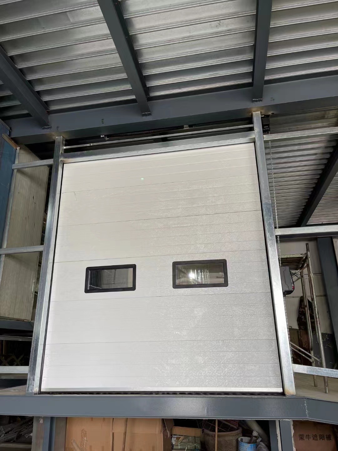 how wide are single car garage doors