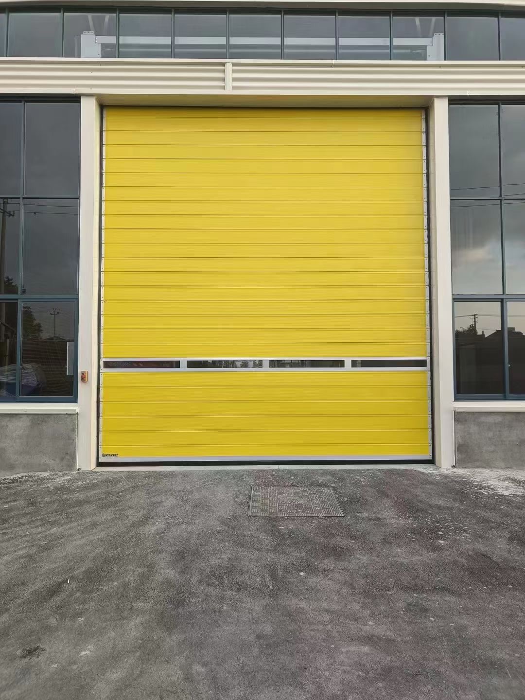 how to open garage door without power from outside