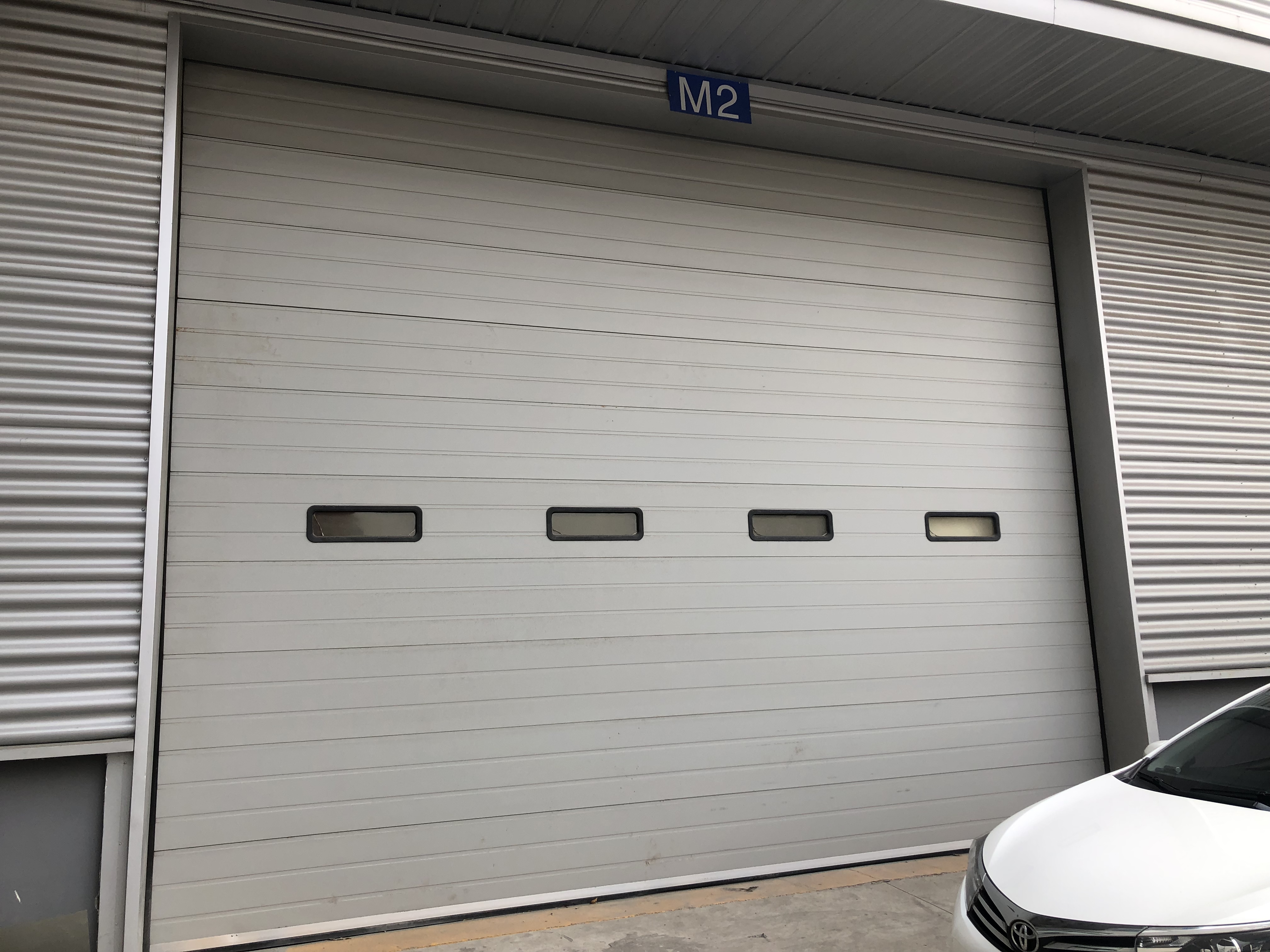 how to install magnetic screen door on sliding door