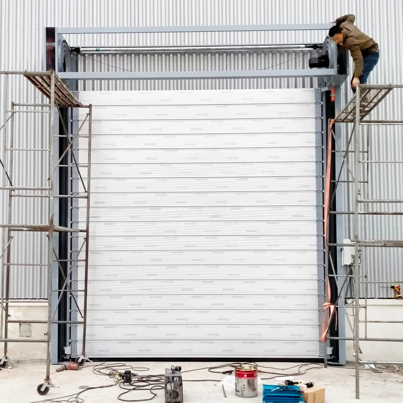 can you use silicone spray on garage door
